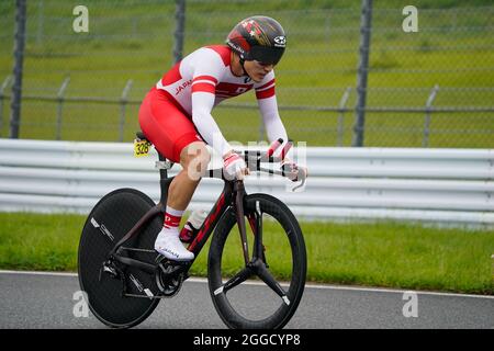 Japan. August 2021. Oyama Japan. August 2021. Shota Kawamoto (JPN), 31. AUGUST 2021 - Cycling Road : C2-Zeitfahren-Finale der Männer auf dem Fuji International Speedway während der Paralympischen Spiele in Tokio 2020 in Oyama Japan. Quelle: SportsPressJP/AFLO/Alamy Live News Stockfoto