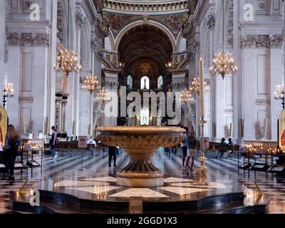 London, Greater London, England, August 24 2021: Innenraum der St. Pauls Cathedral. Stockfoto