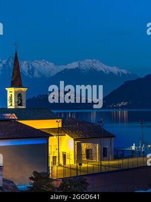 Pianello del Lario Dorf in der Abenddämmerung, Comer See, Lombardei, Italien, Europa Stockfoto