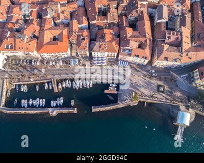 Luftaufnahme von Bellano, Comer See, Lombardei, Italien, Europa Stockfoto