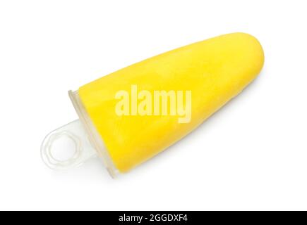 Schmackhafter Ananas-Popsicle auf weißem Hintergrund Stockfoto
