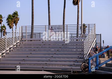 LOS ANGELES, USA - 11. Aug 2018: Los Angeles, California, USA - 11. August 2018: Muscle Beach, Venice Beach, wo Bodybuilding geboren wurde Stockfoto