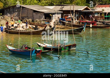 Traditionelles Thailändisches Fischerdorf, Provinz Krabi, Thailand Stockfoto