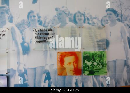 Einstein-Haus, White Rose Memorial, Jugendliche in Ulm 1933 bis 1945 wollten wir die andere, ständige Ausstellung im Foyer der Erwachsenenbildung Stockfoto