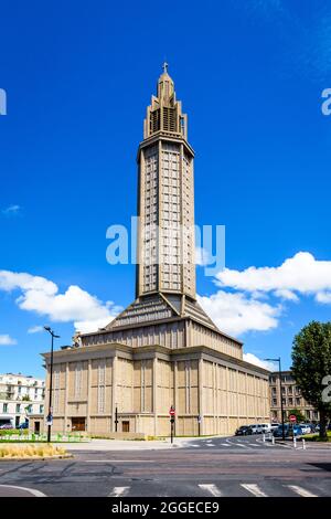 Die St.-Joseph-Kirche und der Laterne-Turm des französischen Architekten Auguste Perret in Le Havre, Frankreich. Stockfoto