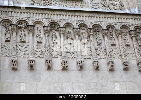 Kathedrale des heiligen Demetrius., Fragment (Heiligenfiguren), Vladimir, Goldener Ring, Russland Stockfoto