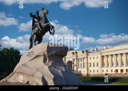 Denkmal für Peter I. (der bronzene Reiter), dem Autor der Skulptur-französischen Bildhauer Etienne-Maurice Falcone, St. Petersburg, Russland Stockfoto