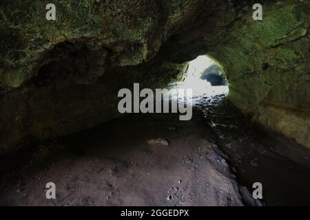 Lavatunnel in der Nähe von Caldeira auf der Insel Graciosa, Azoren Stockfoto