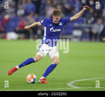 firo: 08/28/2021 Fuvuball: Fußball: 2. Bundesliga, Saison 2021/2022 FC Schalke 04 - Fortuna Dvºsseldorf, Düsseldorf. Individuelle Aktion, Marius Bvºlter, Buelter Stockfoto