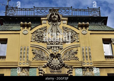 Schönes Jugendstilhaus in der Innenstadt von Belgrad, Serbien, Detail Stockfoto