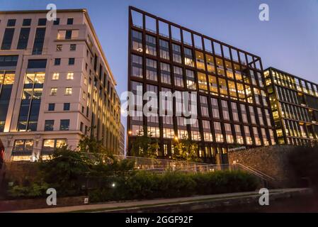 Moderne Architektur in der Stadt King's Cross, London, England, Großbritannien Stockfoto