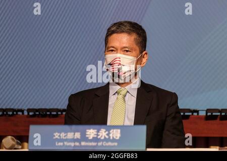 Taipeh, Taiwan. August 2021. Lee Yung-te, der taiwanesische Kulturminister im Vorfeld der Unterzeichnung des Memorandum of Understanding (MOU) zur Einführung des „Fulbright-Taiwan Ministry of Culture, Arts Professionals Grant“ in Taipei. Kredit: SOPA Images Limited/Alamy Live Nachrichten Stockfoto