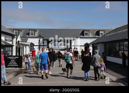 Bild ©lizenziert für Parsons Media. 21/08/2021. London, Großbritannien. Lands End. Allgemeine Ansichten der Lands enden in Cornwall. Bild von Andrew Parsons / Parsons Media Stockfoto