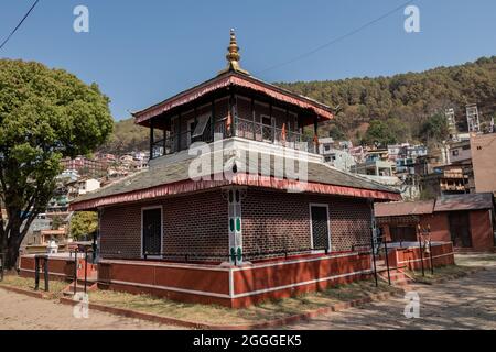 Der Rana Ujeshwori Bhagwati Tempel befindet sich innerhalb des Tansen Durbar Platzes in Palpa, Nepal und wurde von Ujir Singh Thapa erbaut Stockfoto