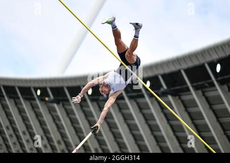 Piotr Lisek (Men's Pole Vault) aus Polen tritt während der IAAF Wanda Diamond League, Meeting de Paris Leichtathletik-Veranstaltung am 28. August 2021 im Charlety-Stadion in Paris, Frankreich - Foto Victor Joly / DPPI Stockfoto