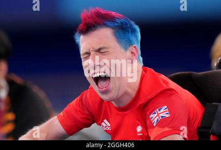 Der britische David Smith reagiert im Einzel - BC1 Gold Medal Match gegen den malaysischen Chew Wei LUN im Ariake Gym am achten Tag der Paralympischen Spiele in Tokio 2020 in Japan. Bilddatum: Mittwoch, 1. September 2021. Stockfoto
