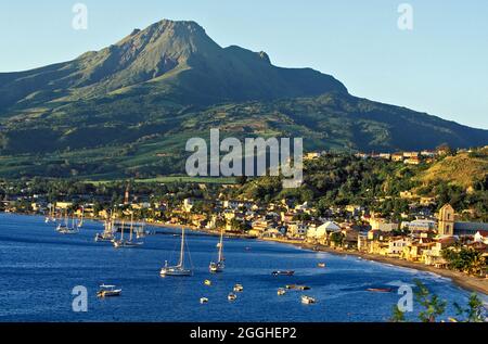 FRANKREICH; INSEL MARTINIQUE. SAINT-PIERRE DORF IN DER NÄHE DES VULKANS MONTAGNE PELEE Stockfoto