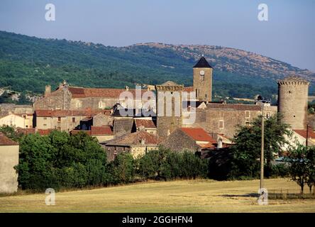 FRANKREICH, AVEYRON (12) STE EULALIE DE CERNON VILLAGE (COMPOSTELLE ROAD) Stockfoto