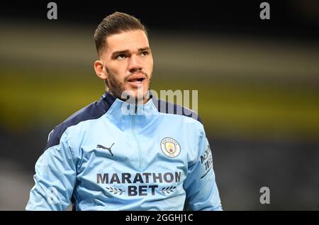 Datei-Foto vom 21-11-2020 von Manchester City Torwart Ederson vor dem Premier League Spiel im Tottenham Hotspur Stadium, London. Ausgabedatum: Mittwoch, 1. September 2021. Stockfoto