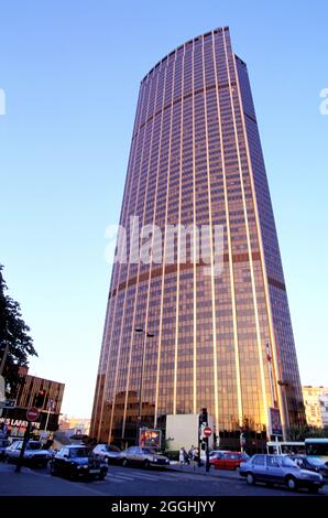 FRANKREICH. PARIS (75) 14E ARR. DER MONTPARNASSE-TURM Stockfoto