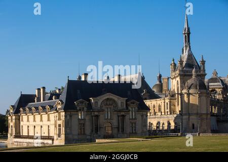 FRANKREICH. OISE (60) NONETTE TAL. SCHLOSS CHANTILLY, SEIT 1960 KLASSIFIZIERT. MIT AUSNAHME DER "KLEINEN BURG", ERBAUT IM SECHZEHNTEN JAHRHUNDERT Stockfoto