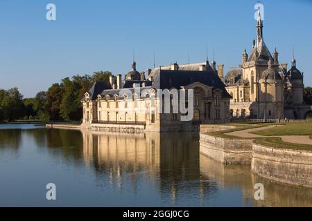 FRANKREICH. OISE (60) NONETTE TAL. SCHLOSS CHANTILLY, SEIT 1960 KLASSIFIZIERT. MIT AUSNAHME DER "KLEINEN BURG", ERBAUT IM SECHZEHNTEN JAHRHUNDERT Stockfoto