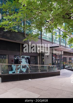 Außenansicht des Playboy Club London, einem luxuriösen privaten Club und Casino für Mitglieder. Mayfair, London, England, Großbritannien Stockfoto