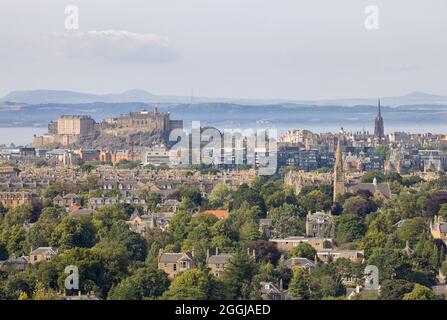 Edinburgh City - Skyline von Edinburgh vom Blackford Hill aus gesehen; Edinburgh Schottland Großbritannien Stockfoto