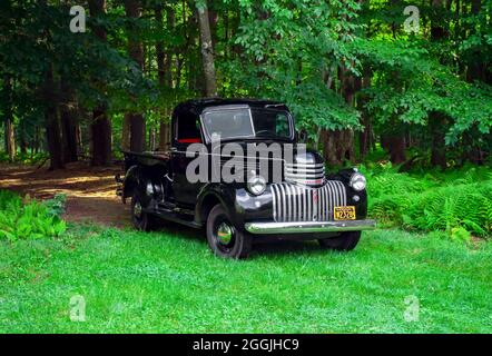 Ein 1941 vor dem Zweiten Weltkrieg restaurierter Chevrolet 1/2-Tonnen-Pick-up-Truck Stockfoto