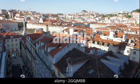 Lissabon Dächer Ansichten Ansicht von alfama lissabon portugal Premium Foto Lissabon Dächer Ansichten Ansicht von alfama lissabon portugal Premium Foto Stockfoto