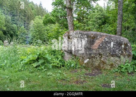 Europa, Deutschland, Baden-Württemberg, Region Schönbuch, Naturpark Schönbuch, Hochwasserdenkmal im Goldersbachtal Stockfoto