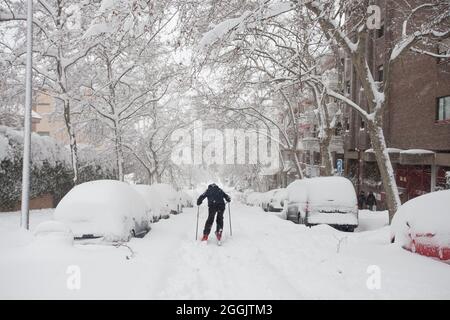 Madrid, Spanien. Am 8-10 2021. Januar traf Filomena, eine massive Kaltfront, Spanien. Der Schneesturm in Madrid gilt als der größte, der jemals dort verzeichnet wurde Stockfoto