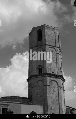 Das Heiligtum von San Michele Arcangelo befindet sich in Monte Sant'Angelo, am Gargano, in der Provinz Foggia. Es ist bekannt als Celeste Basilica, Be Stockfoto