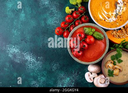 Auswahl an Gemüsesuppen aus Herbstsahne. Stockfoto