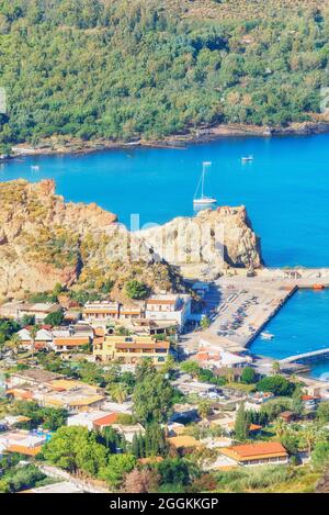 Blick von Vulcanello und Levante Hafen, Vulcano Insel, Äolischen Inseln, Sizilien, Italien Stockfoto