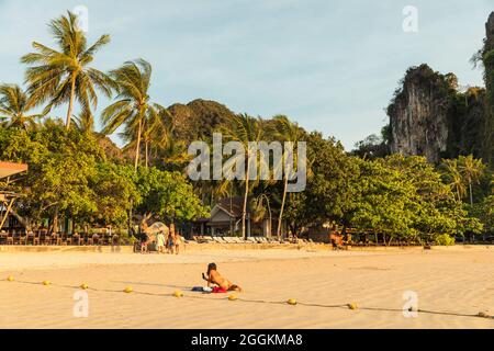 West Rai Leh Beach, Rai Leh Peninsula, Provinz Krabi, Thailand, Asien Stockfoto