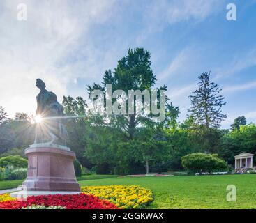 Baden bei Wien, Kurpark, Lanner-Strauß-Denkmal im Wienerwald, Niederösterreich / Niederösterreich, Österreich Stockfoto