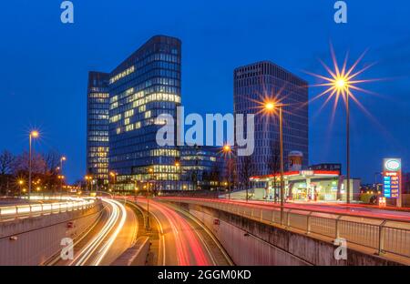 Moderne Architektur, Bavaria-Türme, München, Oberbayern, Bayern, Deutschland, Europa Stockfoto