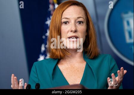 Washington, Usa. September 2021. Jen Psaki, die Pressesprecherin des Weißen Hauses, spricht bei einer Pressekonferenz im Pressesprecheraum des Weißen Hauses. Kredit: SOPA Images Limited/Alamy Live Nachrichten Stockfoto