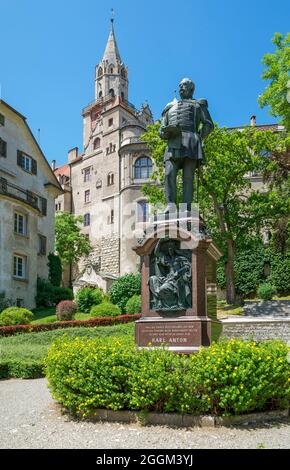 Deutschland, Baden-Württemberg, Sigmaringen, Prinz Karl Anton von Hohenzollern-Sigmaringen, 1811-1885, Denkmal auf dem Karl-Anton-Platz in der Fürst-Wilhelm-Straße. Stockfoto