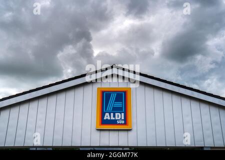 Aldi Süd Firmenzeichen in Schwabmünchen Stockfoto