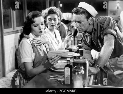 Jane Greer, Fay Baker, Kenneth Tobey, am Set des Films „The Company She Keeps“, RKO Radio Pictures, 1951 Stockfoto