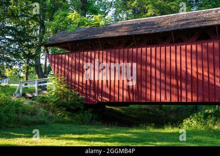 Cutler-Donahoe Bridge; Foto der Brücken von Madison County, Winterset, Iowa, USA. Stockfoto