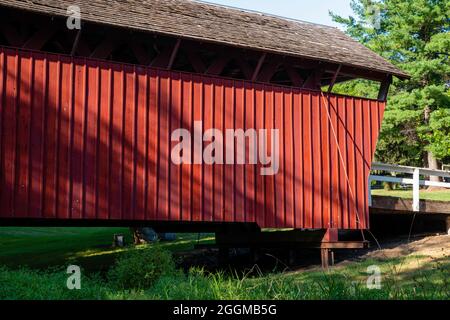 Cutler-Donahoe Bridge; Foto der Brücken von Madison County, Winterset, Iowa, USA. Stockfoto