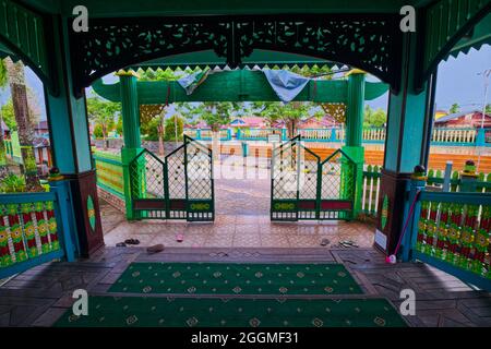 Masjid Sultan Suriansyah ist die älteste Moschee in Süd-Kalimantan. Erbaut vor etwa 300 Jahren unter der Herrschaft von Tuan Guru (1526-1550), der ersten Banj Stockfoto