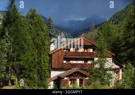 FRANKREICH. SAVOIE (73) FRANZÖSISCHE ALPEN. HAUTE MAURIENNE VALLEY. LAVIS-TRAFFORD CHALET IN DER NÄHE VON BRAMANS Stockfoto