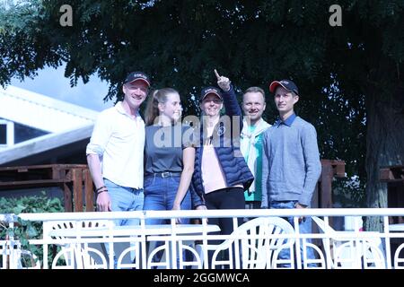 Andre Schröder,Charlotte Grave, amke Strohmann, Mario Henschel, Marvin Jünger beim Pressetermin zum Springturnier anlässlich der Görlitzer Springtage Stockfoto