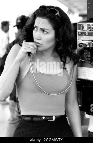 JENNIFER LOPEZ in BLUT UND WEIN (1996), Regie: BOB RAFELSON. Copyright: Nur für redaktionelle Verwendung. Kein Merchandising oder Buchcover. Dies ist eine öffentlich verteilte Handreichung. Nur Zugriffsrechte, keine Lizenz für Urheberrechte. Nur zu vervielfältigen in Verbindung mit der Promotion dieses Films. Kredit: MAJESTÄTISCHE FILME / Album Stockfoto