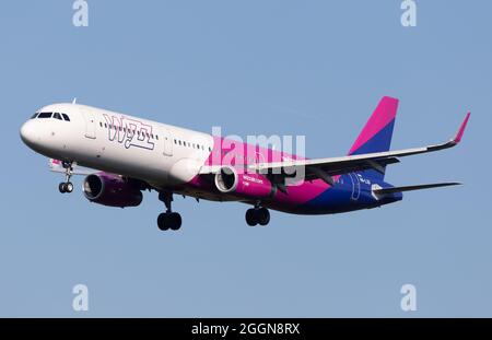 29-Juni-2021 Istanbul/Türkei: Wizz Air Airbus A321-271NX TEL AVIV nach BUDAPEST Stockfoto