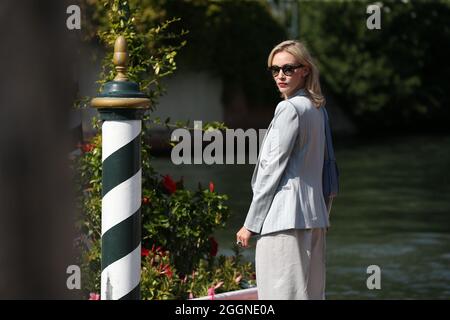 VENEDIG, ITALIEN - 31. AUGUST: Sarah Gadon wird beim 78. Internationalen Filmfestival von Venedig am 31. August 2021 in Venedig, Italien, zu sehen sein. (Foto von Mark Cape/Insidefoto) Stockfoto